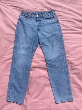 Retro Style Ultra High-Waist Vintage Wash Mom Jeans